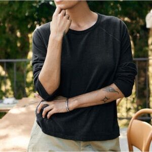 Imogene and Willie The Long Sleeve Raglan Faded Black Size Small